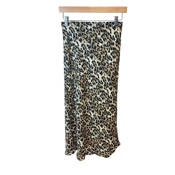 New OAT New York Revolve Leopard Satin Pull-On Midi Skirt Women's XS - Picture 2 of 10